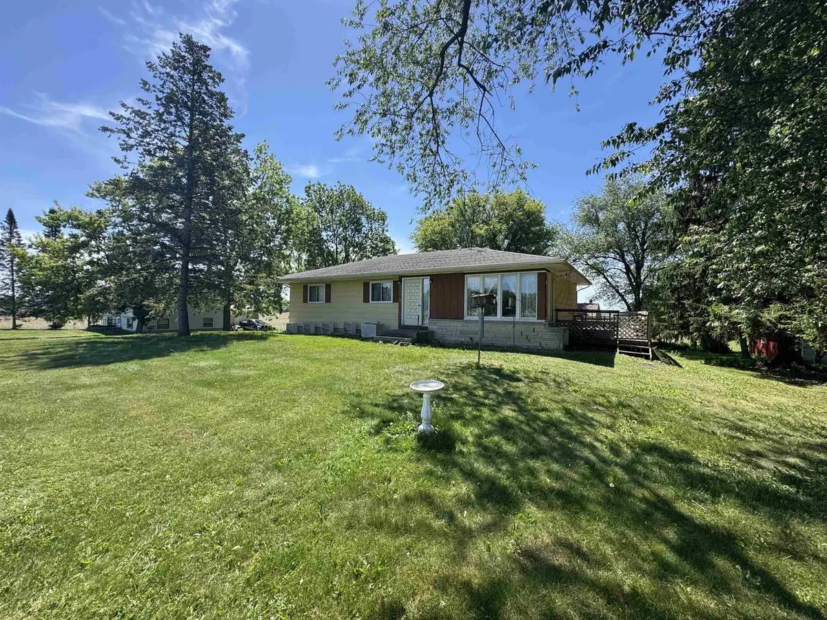 W2023 State 44 Road, Markesan, WI 53946 - #1