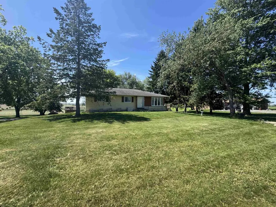 W2023 State 44 Road, Markesan, WI 53946 - #2