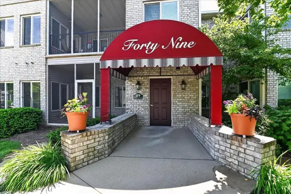 49 Cherokee Circle #101, Madison, WI 53704