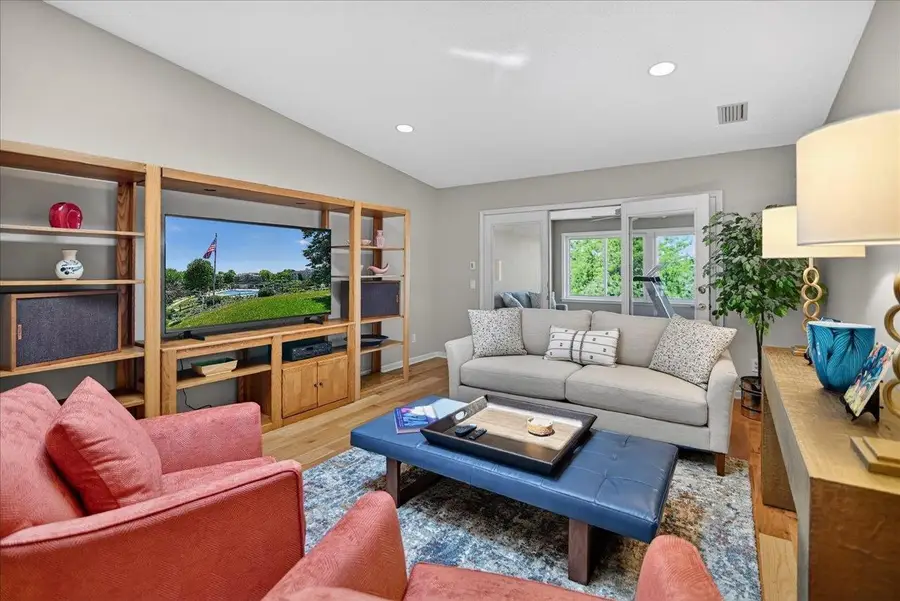 1529 Golf View Road #G, Madison, WI 53704 - #3
