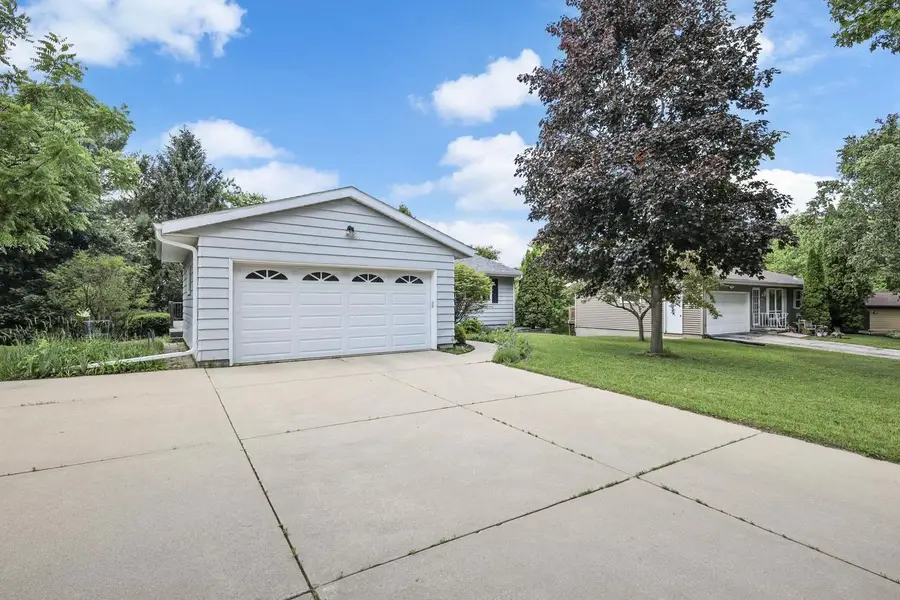 2914 Maple Grove Drive, Madison, WI 53719 - #2