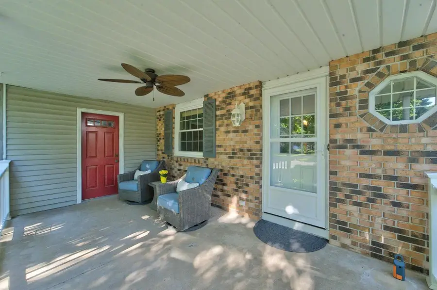 8 Darien Circle, Madison, WI 53717 - #2