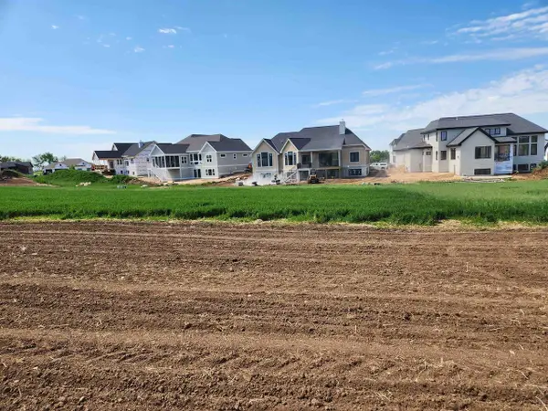 1425 Atlas Trail, Waunakee, WI 53597