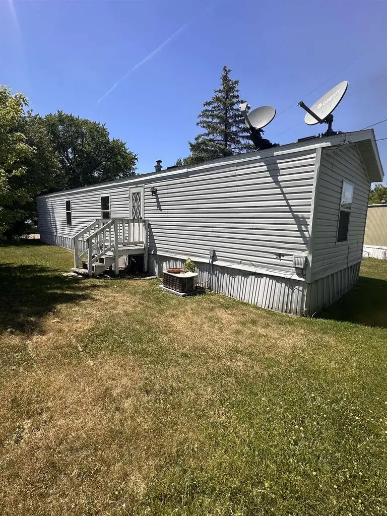 14 Mulberry Lane, Omro, WI 54963 - #2