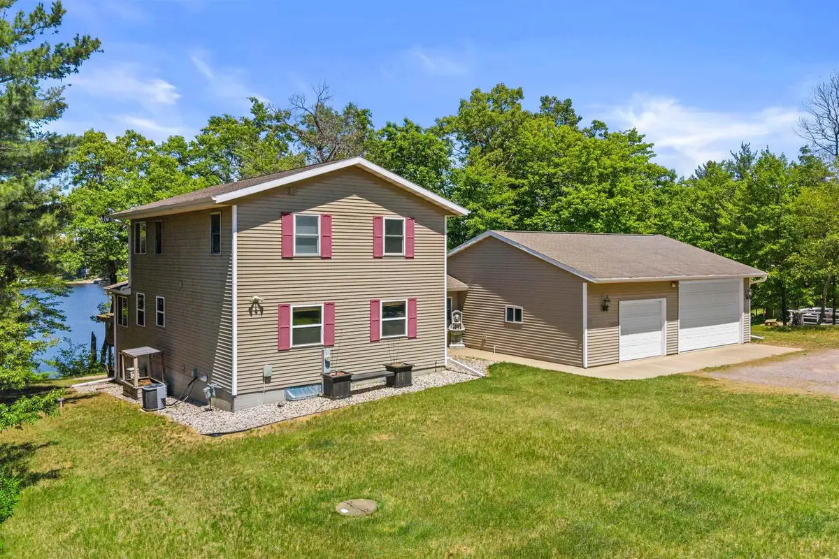 1108 W Queens Way, Nekoosa, WI 54457 - #1