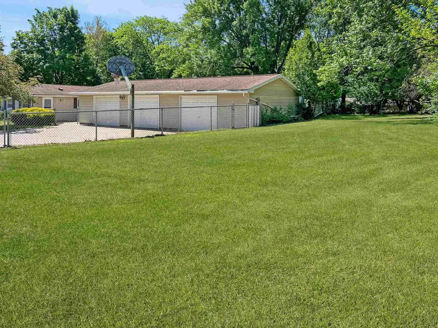 1499 Hemlock Drive, Reedsburg, WI 53959 - #2