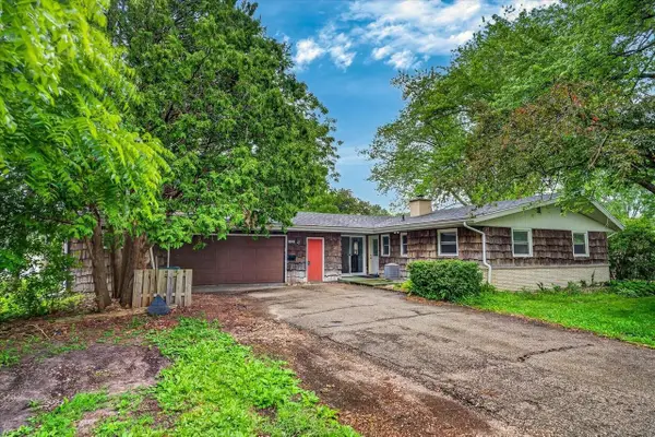 2001 Rae Lane, Madison, WI 53711
