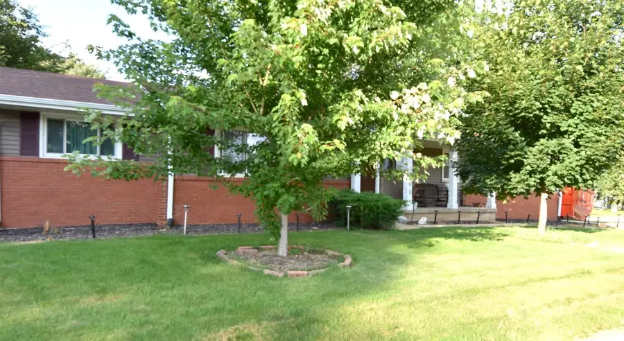 100 Grandview Drive, Sun Prairie, WI 53590 - #2