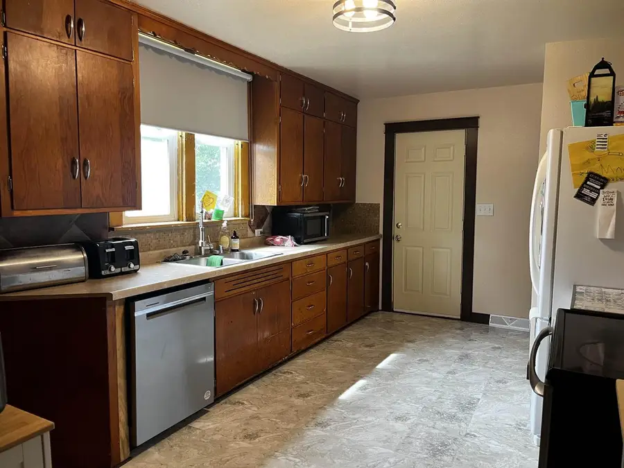 1103 Kilbourn Avenue, Tomah, WI 54660 - #3