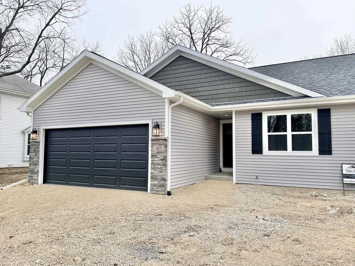 147 Orchid Lane, Stoughton, WI 53589 - #1