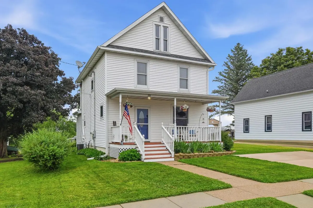 310 N Grove Street, Barneveld, WI 53507 - #1