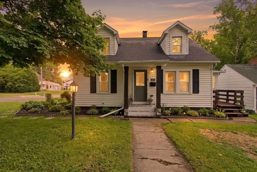 418 W Division Street, Dodgeville, WI 53533 - #2
