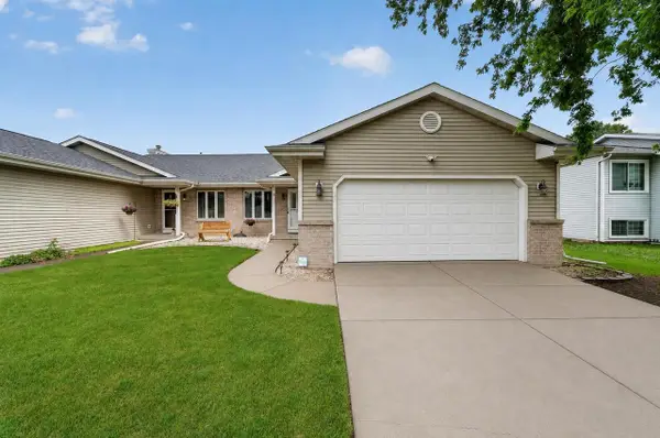 237 W Parkview Street, Cottage Grove, WI 53527