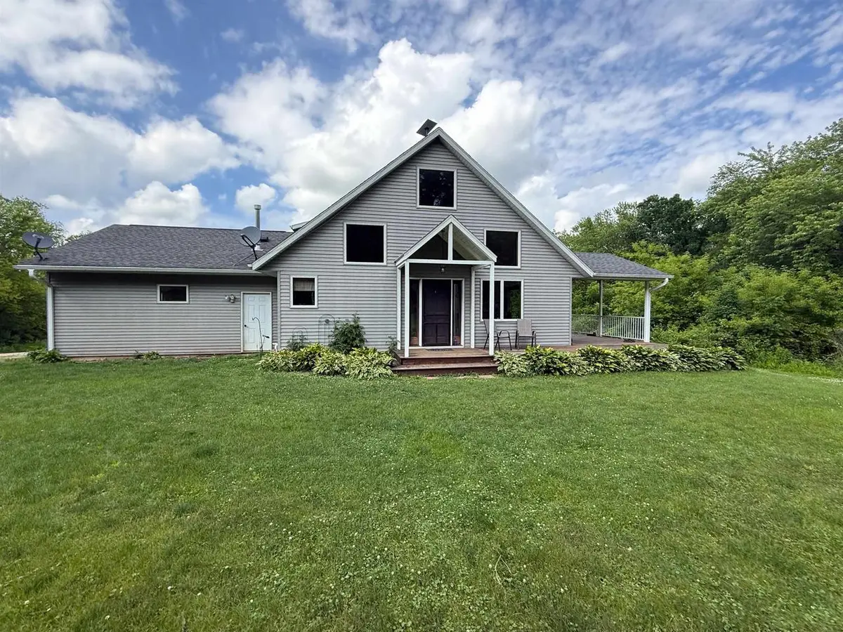 7557 Lee Road, Lodi, WI 53555 - #1