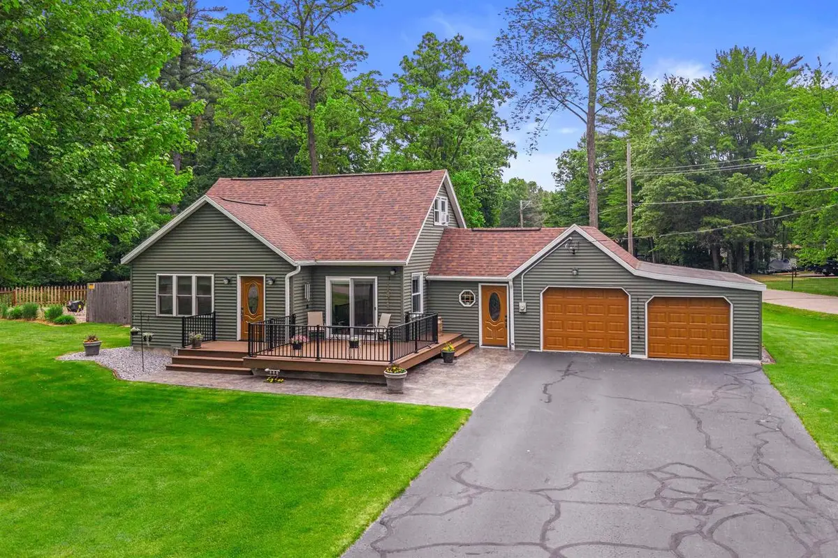 4831 N Beach Road, Wisconsin Rapids, WI 54494 - #1