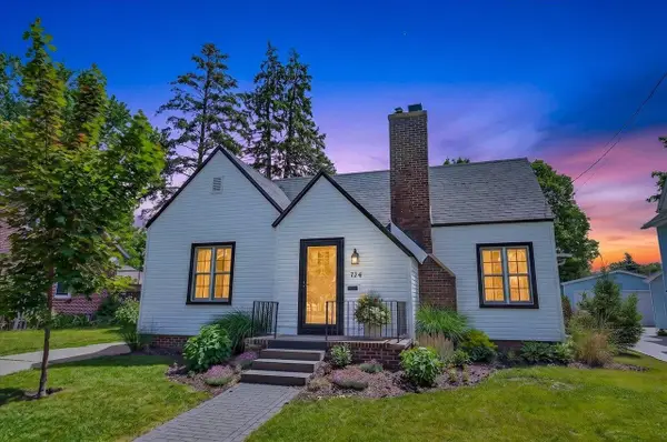 724 Yuba Street, Janesville, WI 53545