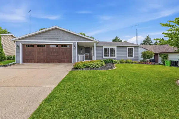 405 Eilbes Avenue, Beaver Dam, WI 53916