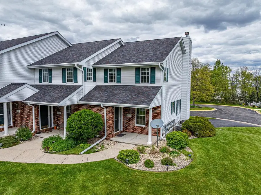 10721 N Bay Shore Lane, Milton, WI 53563 - #2
