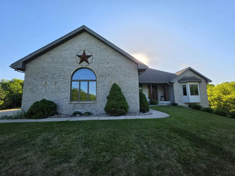 1825 Bringold Drive, Verona, WI 53593 - #2