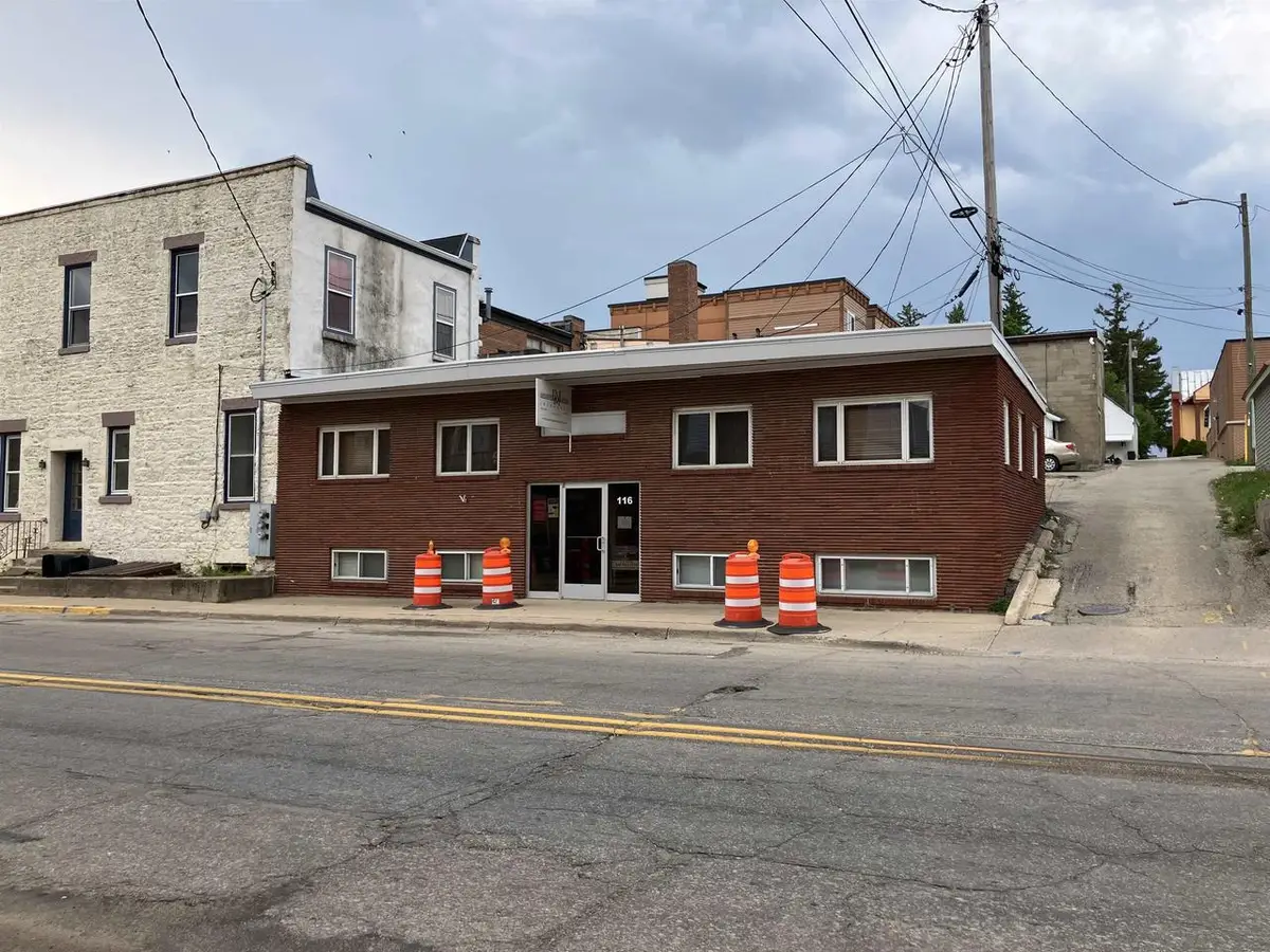 116 E Louisa Street, Darlington, WI 53530 - #1