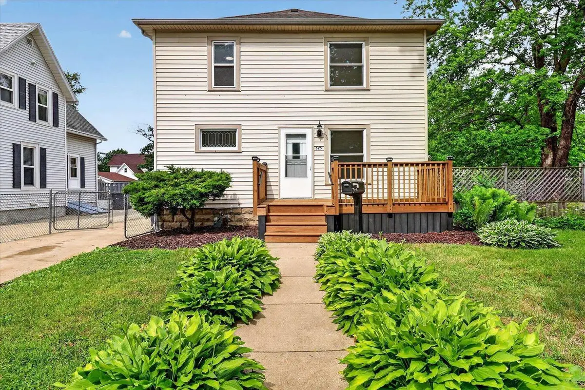 625 Yuba Street, Janesville, WI 53545 - #1