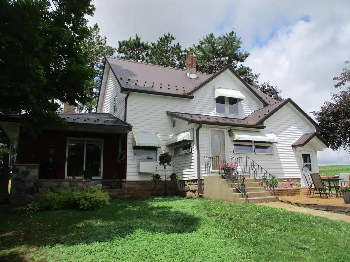 E3976 Lake Road, Hillpoint, WI 53937 - #1