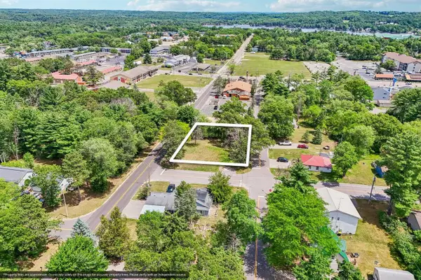 940 Parkway Drive, Wisconsin Dells, WI 53965