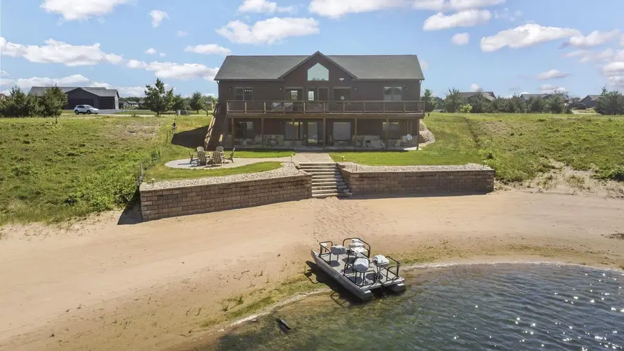 N8605 N Log Cabin Court, New Lisbon, WI 53950 - #2