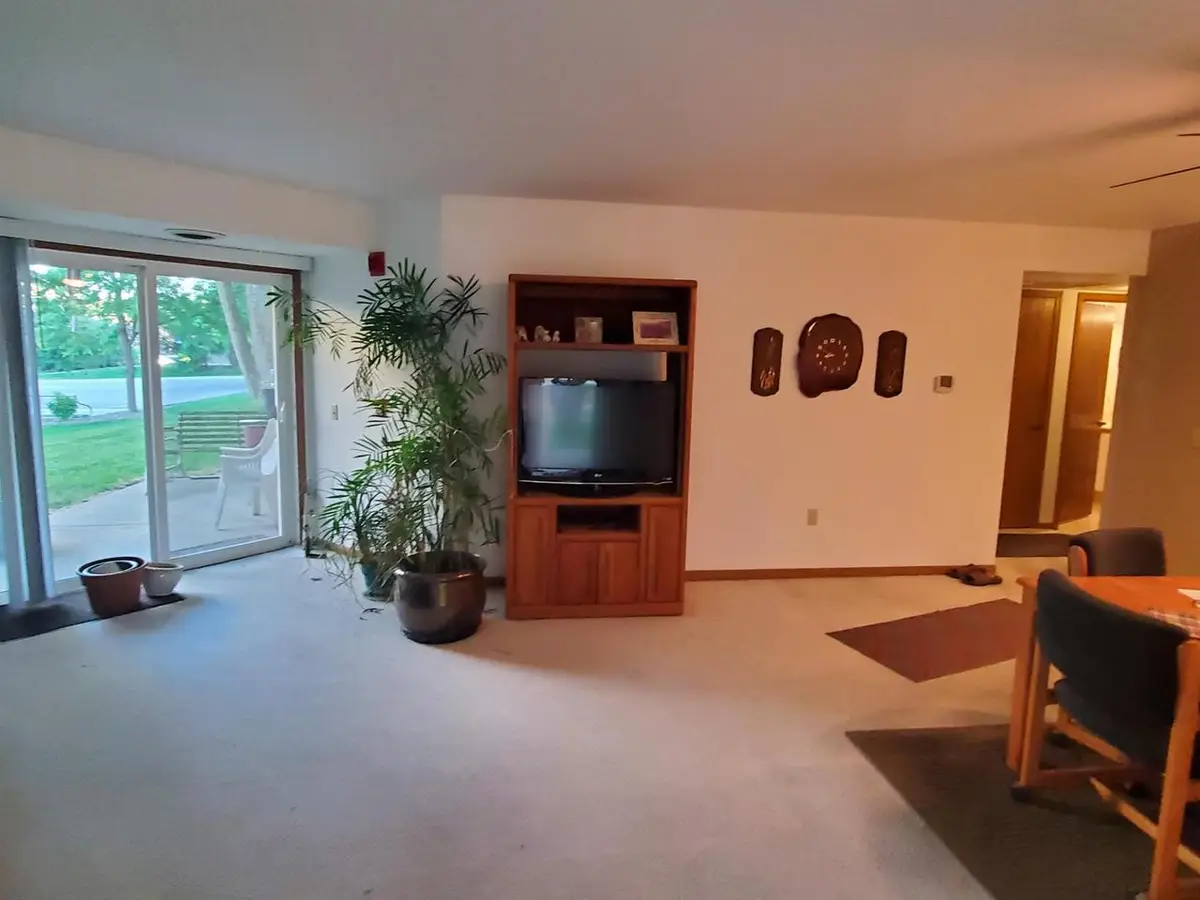 6253 Middleton Spring Drive Common, Middleton, WI 53562 - #1