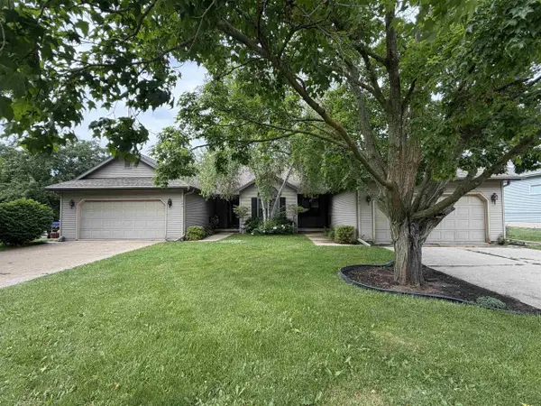 906 Prospect Avenue, Beaver Dam, WI 53916