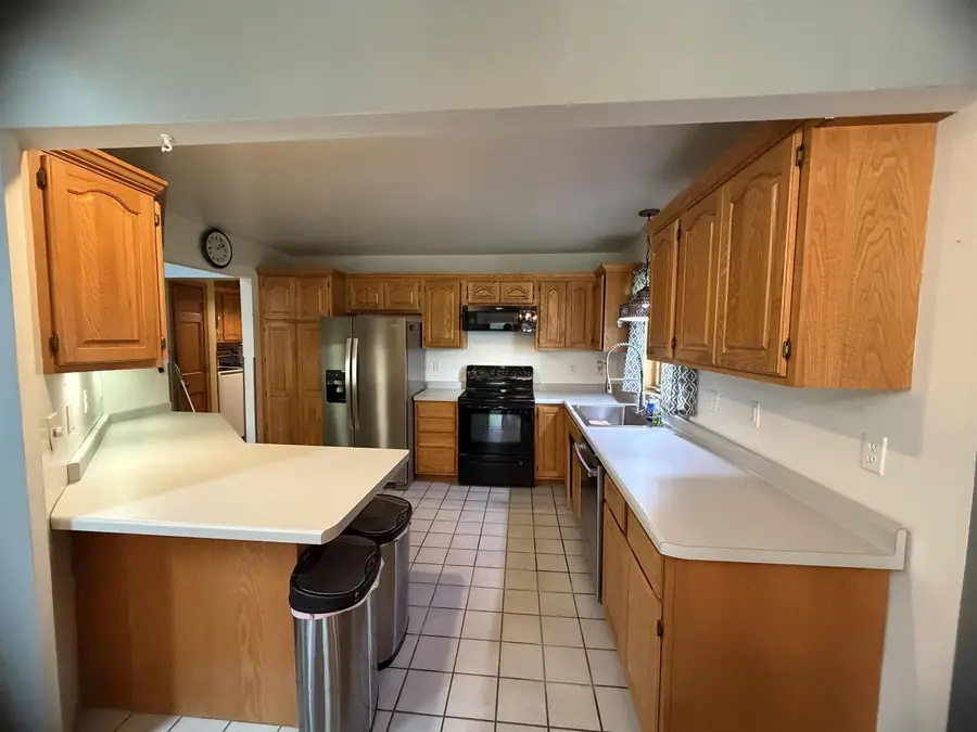906 Prospect Avenue, Beaver Dam, WI 53916 - #2