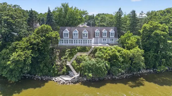 11670 N Lakeview Drive, Edgerton, WI 53534