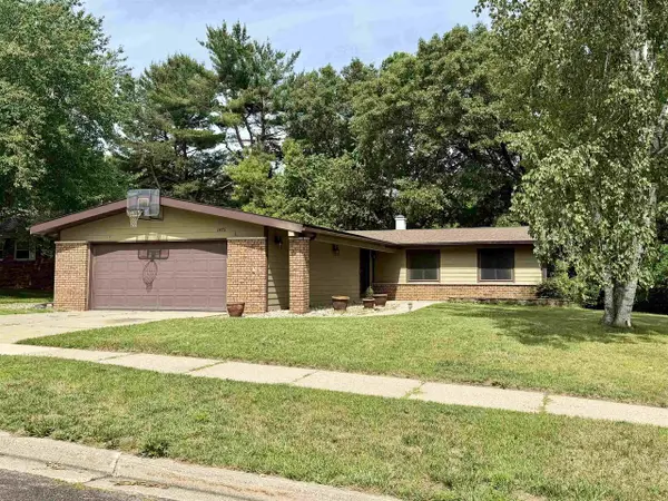 1475 Pineview Drive, Reedsburg, WI 53959