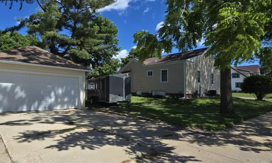 2201 6th Street, Monroe, WI 53566 - #3