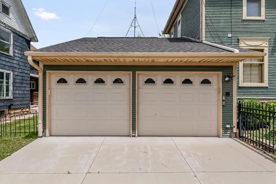 307 N Ludington Street, Columbus, WI 53925 - #3