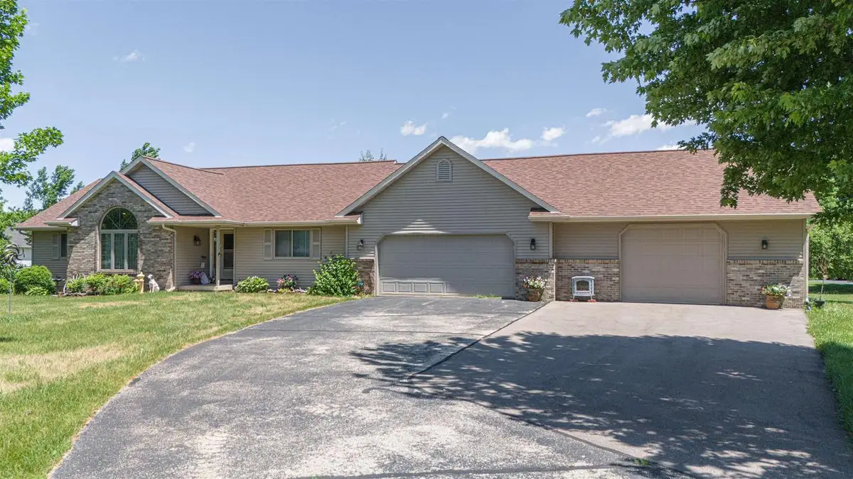 W972 James Court, Brodhead, WI 53520 - #1