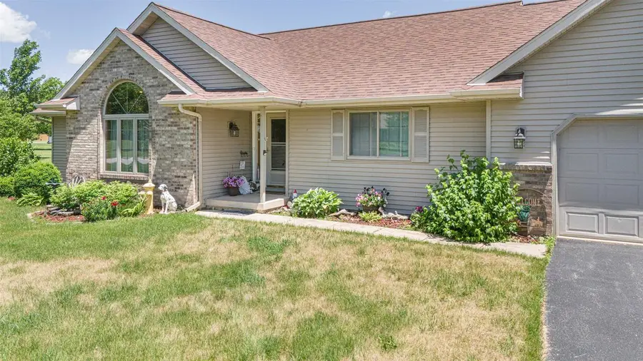 W972 James Court, Brodhead, WI 53520 - #2