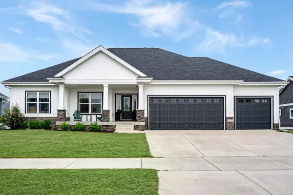 822 Ronald Overlook, Waunakee, WI 53597