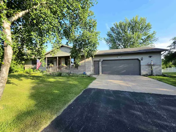813 W Veterans Street, Tomah, WI 54660