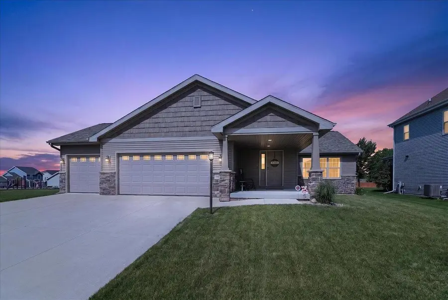 938 Star Gazer Drive, Deforest, WI 53532 - #2