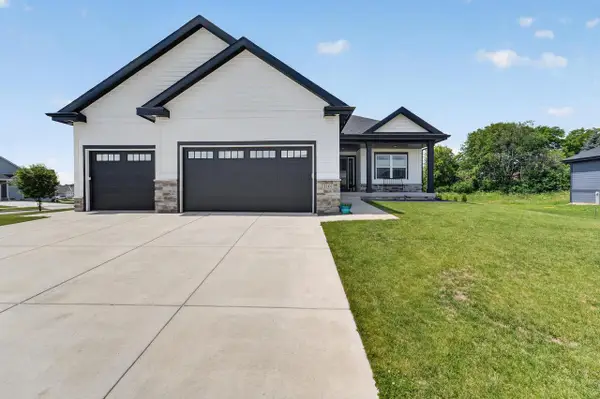 1101 Ballweg Lane, Waunakee, WI 53597