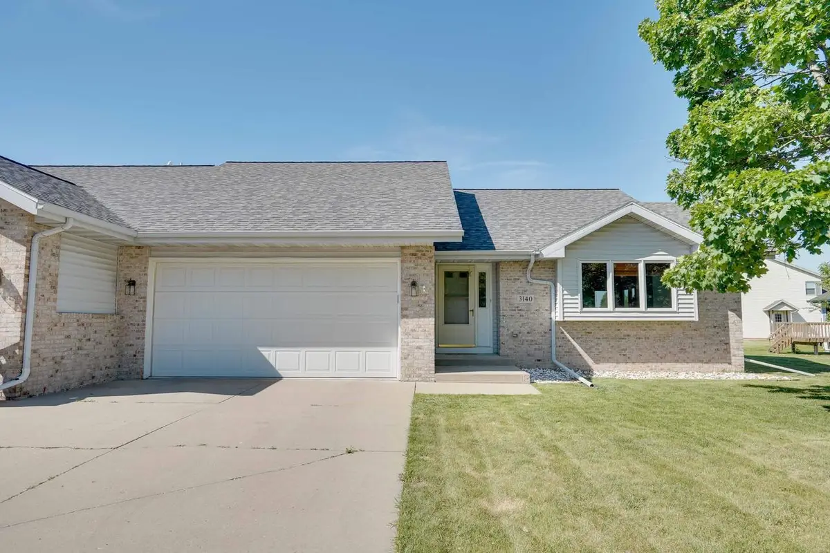 3140 Rebel Drive, Sun Prairie, WI 53590 - #1