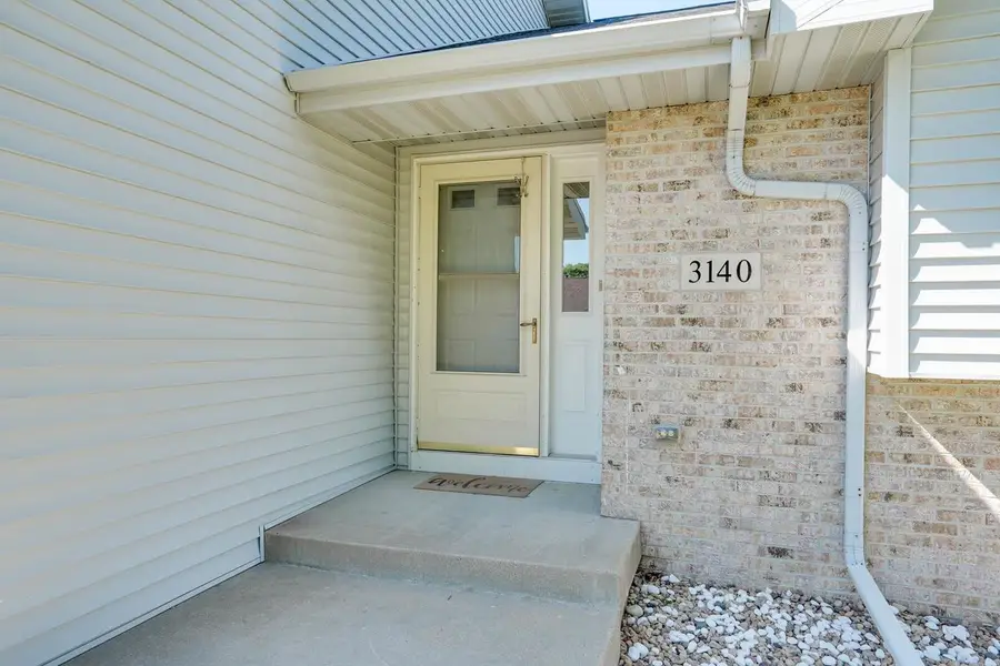 3140 Rebel Drive, Sun Prairie, WI 53590 - #3