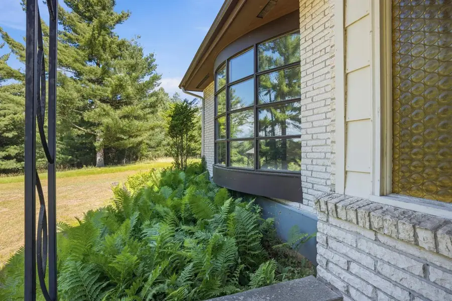 1367 State Road 82, Wisconsin Dells, WI 53965 - #2
