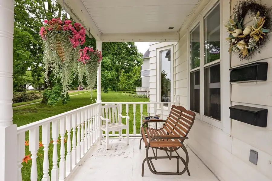 122 N 2nd Street, Mount Horeb, WI 53572 - #3