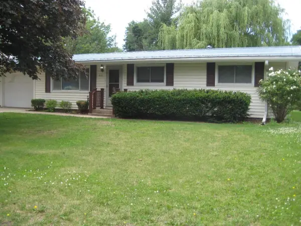 1111 S 5th Street, Prairie Du Chien, WI 53821