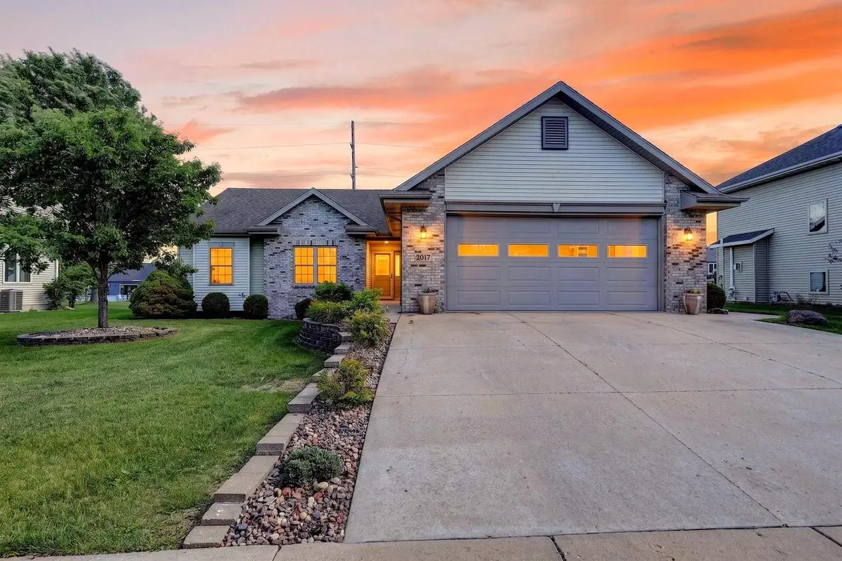 2017 W Milwaukee Street, Stoughton, WI 53589 - #1