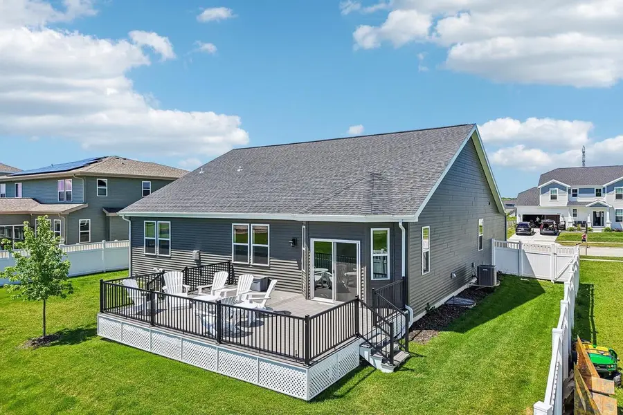 2725 Wayfair Street, Fitchburg, WI 53719 - #3