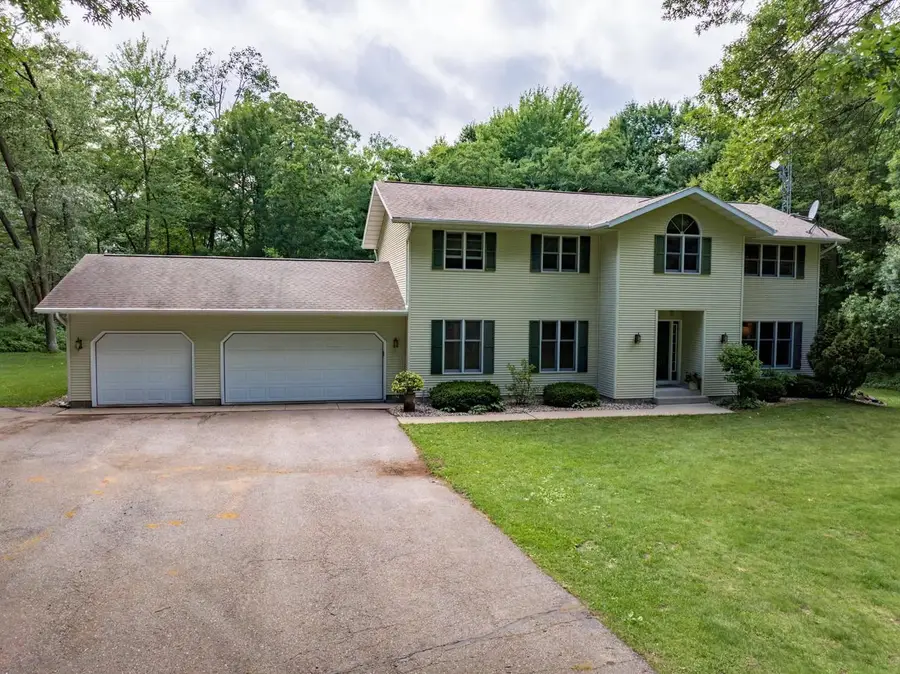 N5861 Woodland Hills Road, New Lisbon, WI 53950 - #2