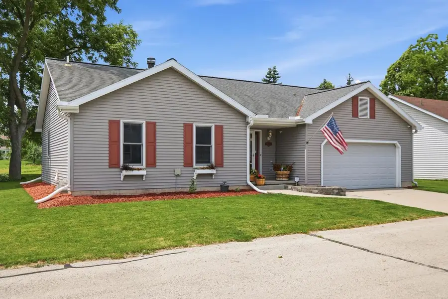7565 W Village Crest Drive, Madison, WI 53719 - #2